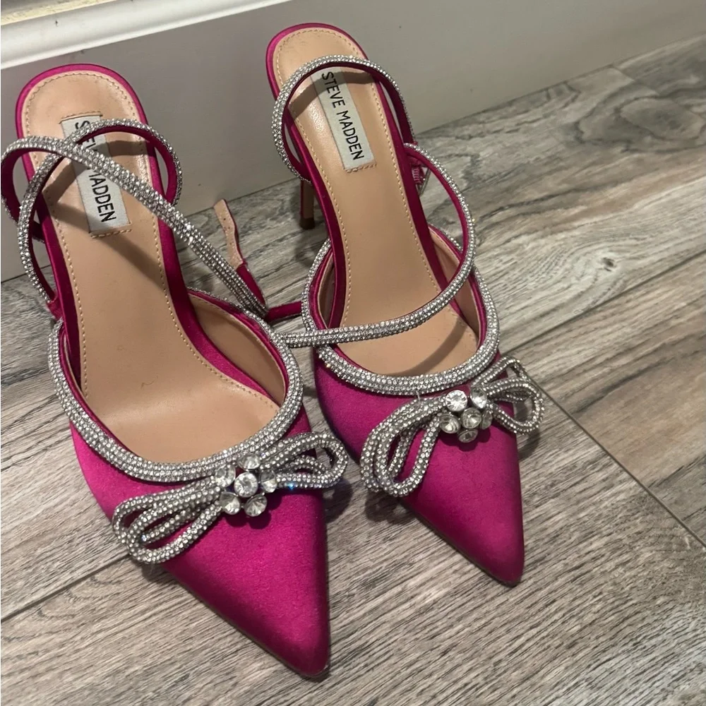Steve Madden Hot Pink Satin Pointed Toe Crystal Bow Slingbacks